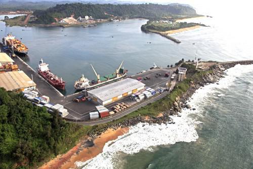 04/12/15  La BAD alloue 178 millions $ pour relier le Mali au port ivoirien de San Pedro